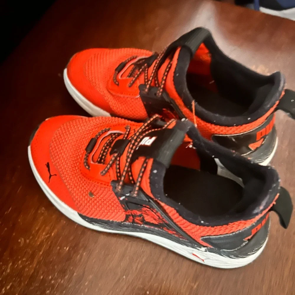 Puma Toddler Boys Red 11C - Picture 2 of 3